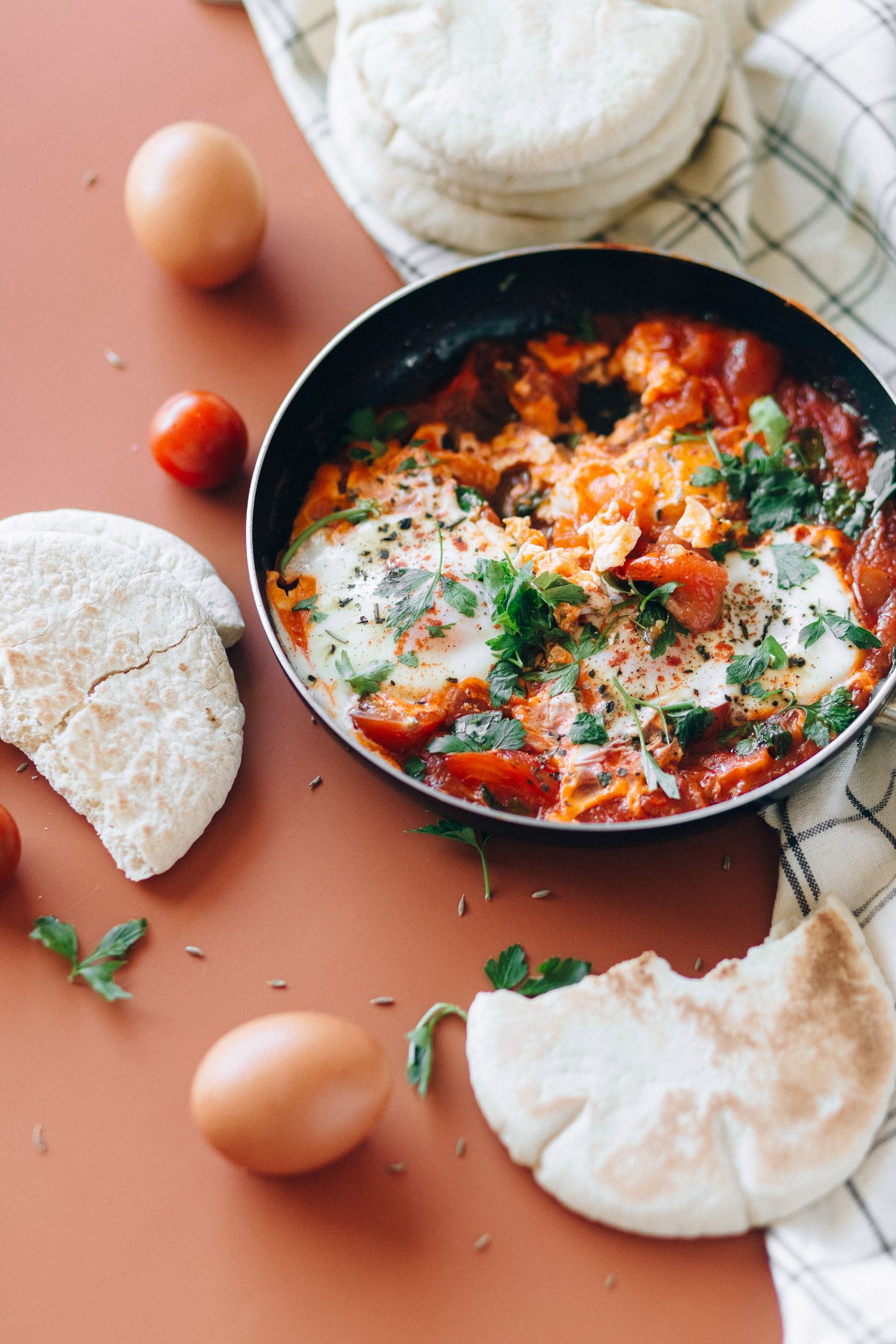Tomato & herb shakshuka